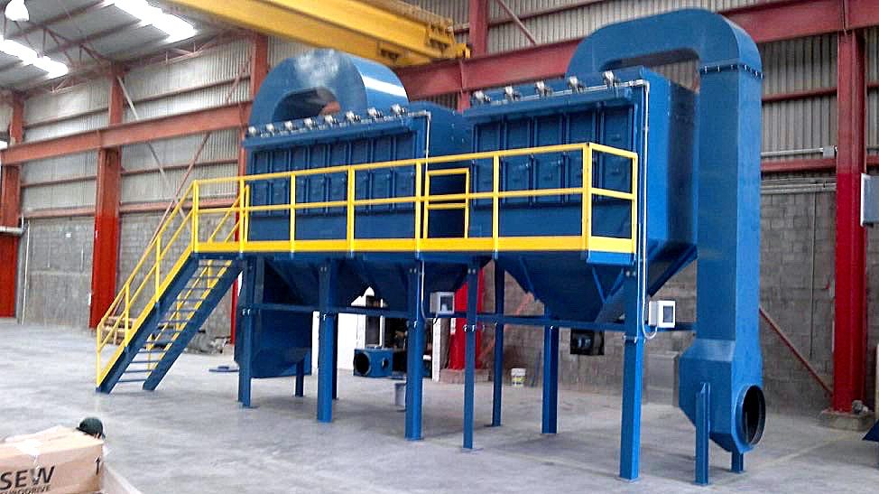 Plataforma industrial con accesos — Estructuras Metálicas Industriales